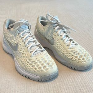 NikeCourt Zoom Women’s Shoes for Tennis